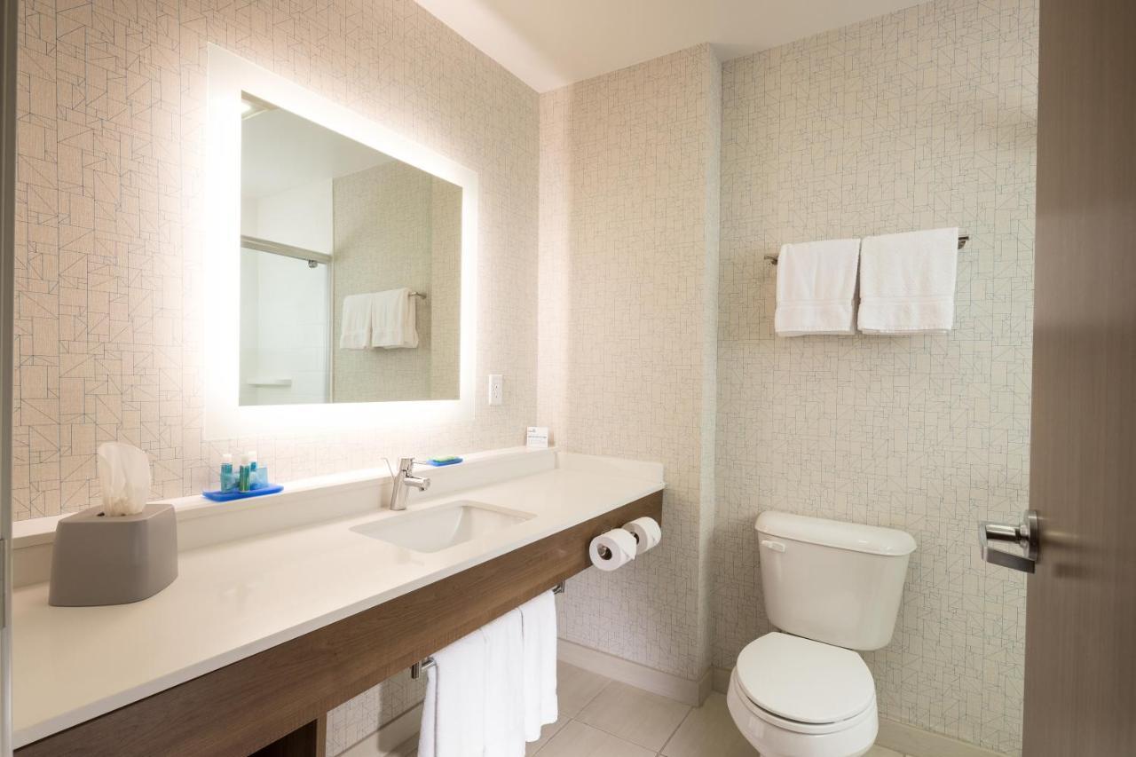 Holiday Inn Express & Suites La Porte By Ihg Екстериор снимка