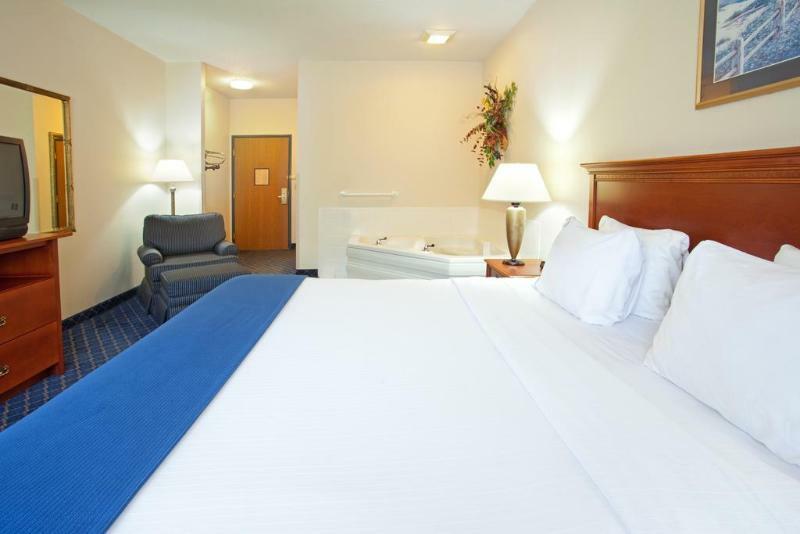 Holiday Inn Express & Suites La Porte By Ihg Екстериор снимка