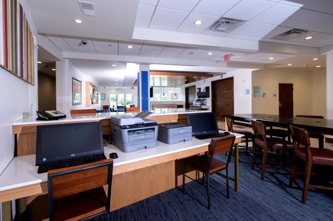 Holiday Inn Express & Suites La Porte By Ihg Екстериор снимка
